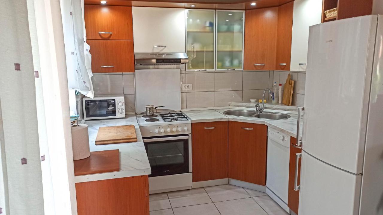 Family - 100m From Sea Holiday home Vantacici